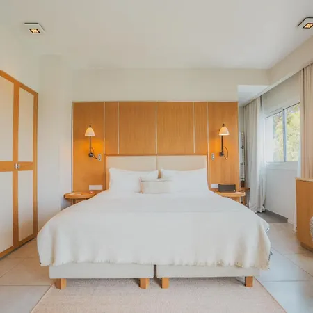 Kube Saint-tropez Hotel