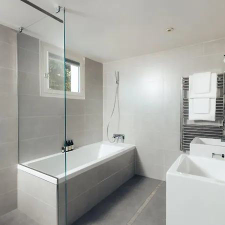Kube Saint-tropez Hotel Gassin