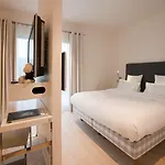 Kube Saint-tropez ホテル