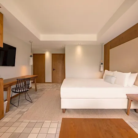 Kube Saint-tropez Отель 5*