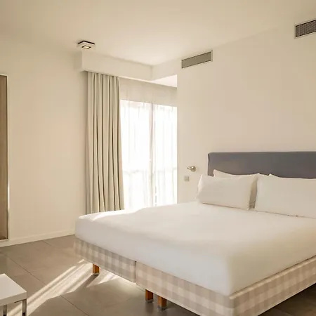 Kube Saint-tropez 5* Гассен