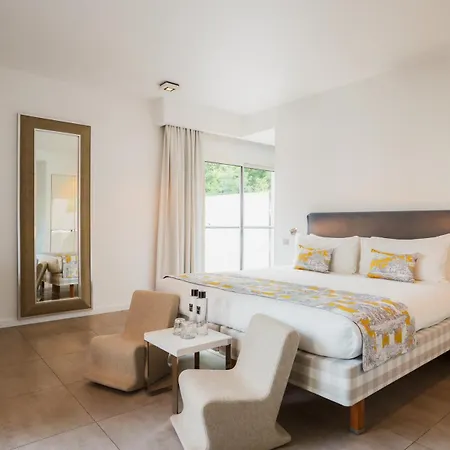 Kube Saint-tropez Hotel 5*