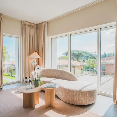 Отель Kube Saint-tropez 5*