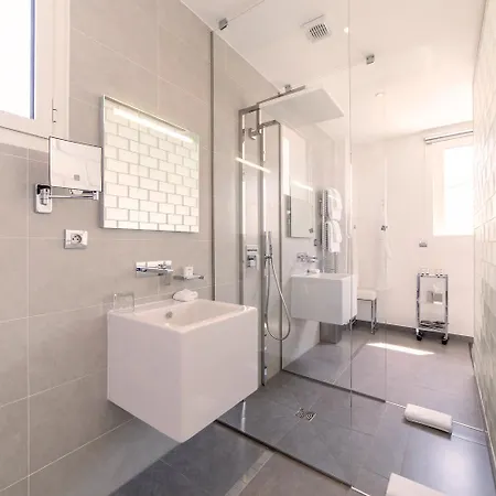 Kube Saint-tropez Szálloda 5*