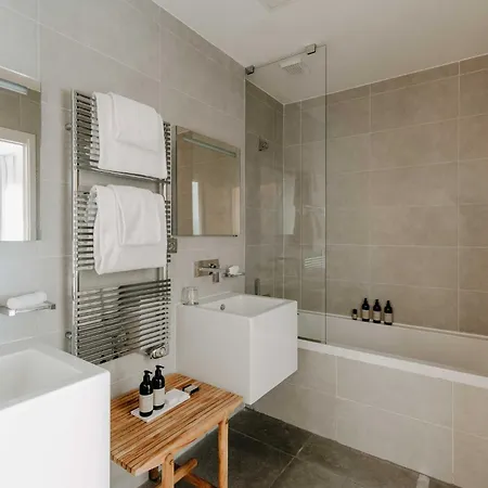 Kube Saint-tropez Hotel