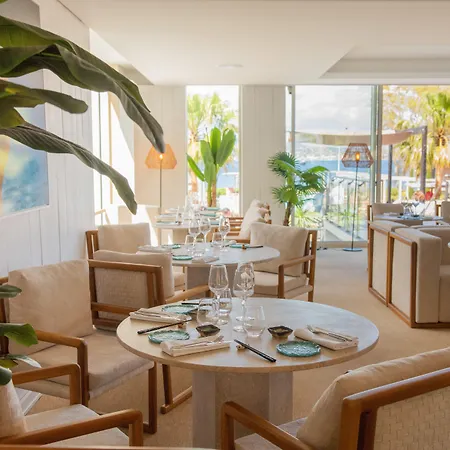 Kube Saint-tropez Hotel 5*