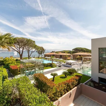 Kube Saint-tropez 5* Гассен